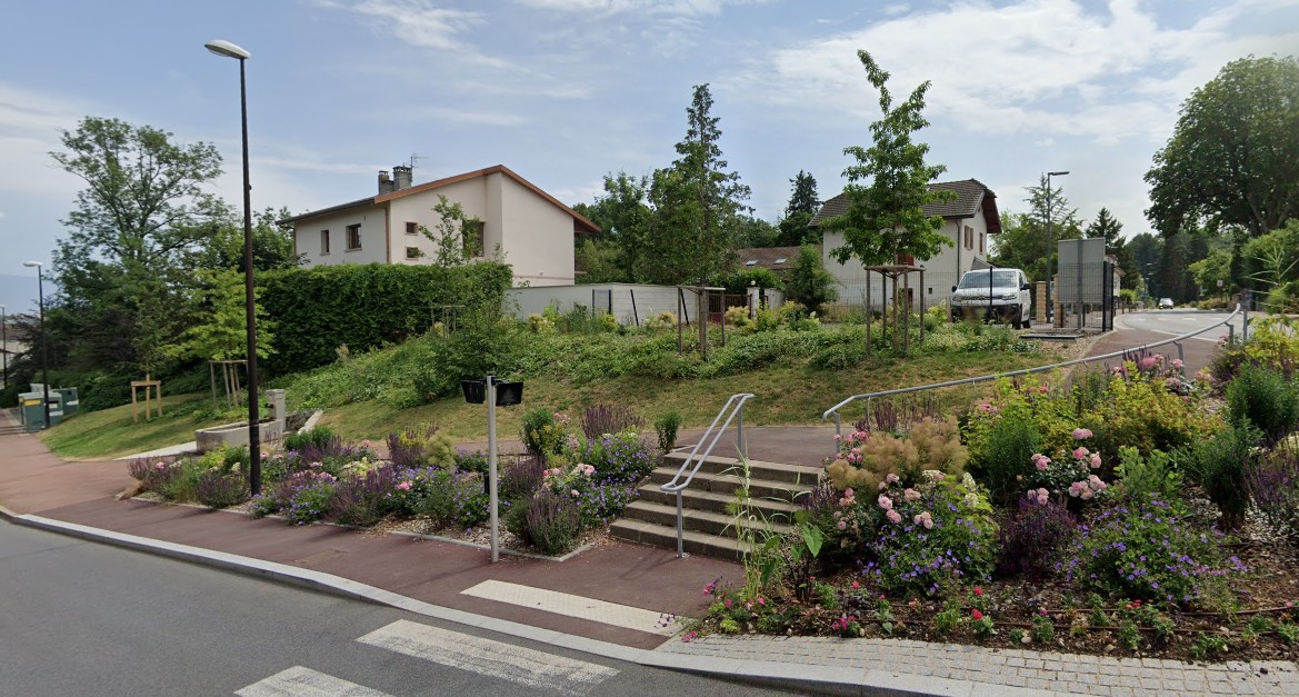 Avenue des Thermes