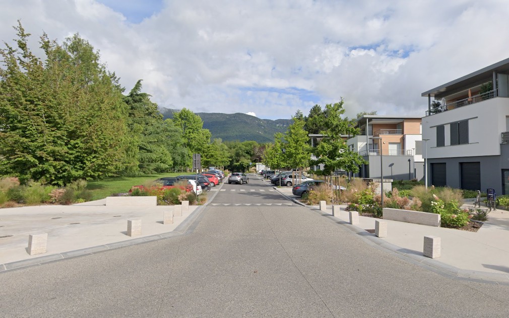 Avenue des Thermes